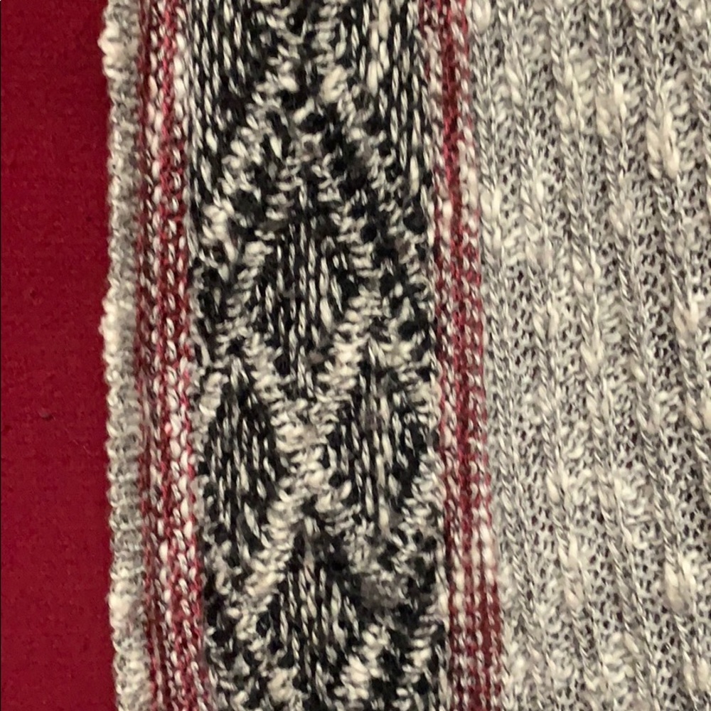 Gray knee length Cardigan with embellished border - Picture 2 of 4